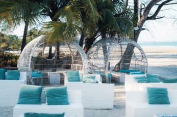 Puteh Beach Bar 关丹酒吧