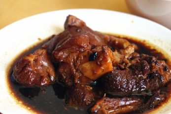 兴隆台湾麵馆 卤肉