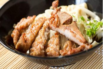 兴隆台湾麵馆 鸡扒饭