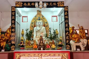 金马仑三宝万佛寺 金马仑景点