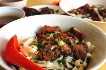 马六甲兴隆台湾麵馆